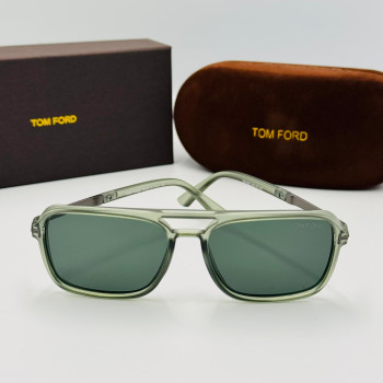 TOM FORD მზის სათვალე 2442