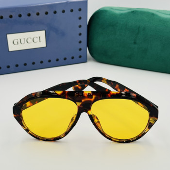 GUCCI მზის სათვალე 2146