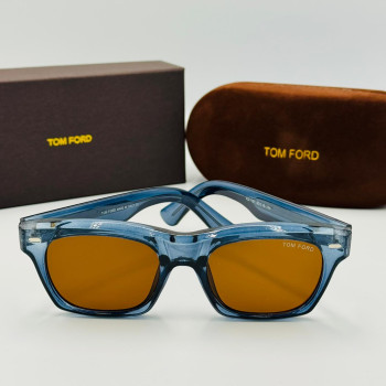 TOM FORD მზის სათვალე 2420