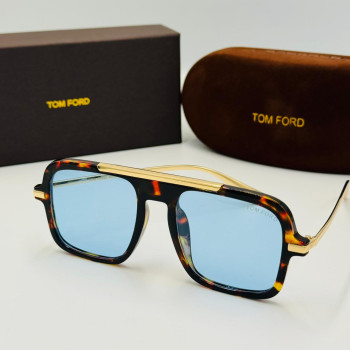 TOM FORD მზის სათვალე 2405