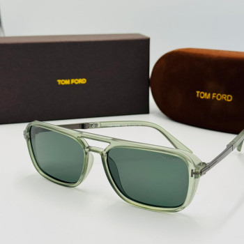 TOM FORD მზის სათვალე 2442