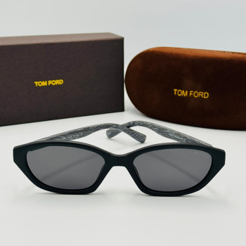TOM FORD მზის სათვალე 2429