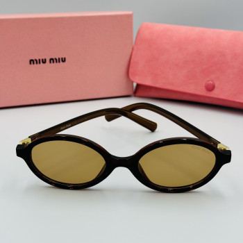 MIU MIU მზის სათვალე 2150