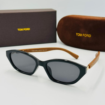 TOM FORD მზის სათვალე 2428