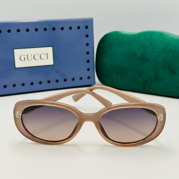 GUCCI მზის სათვალე 2492