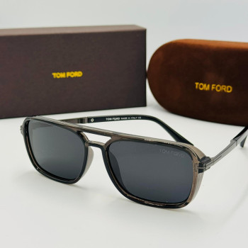 TOM FORD მზის სათვალე 2444