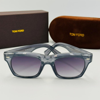 TOM FORD მზის სათვალე 2419