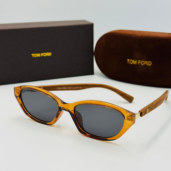 TOM FORD მზის სათვალე 2431