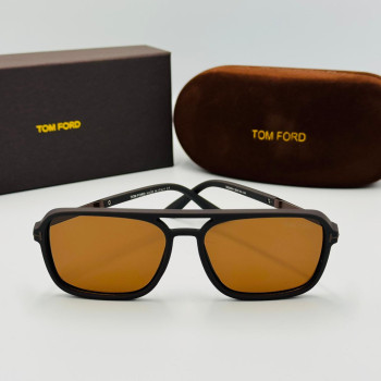 TOM FORD მზის სათვალე 2447