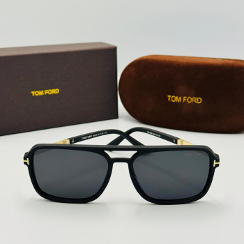 TOM FORD მზის სათვალე 2443