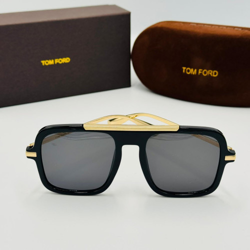 TOM FORD მზის სათვალე 2410