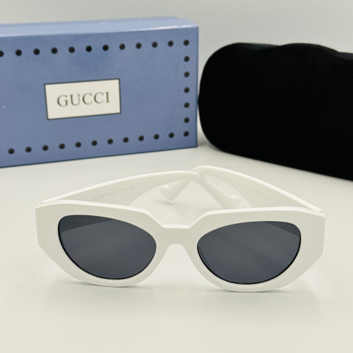 GUCCI მზის სათვალე 2106