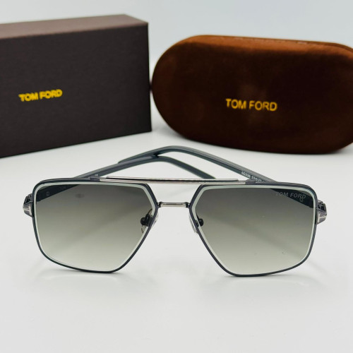 TOM FORD მზის სათვალე 2414