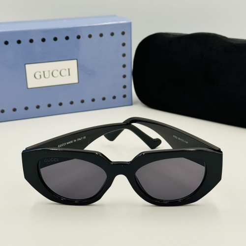 GUCCI მზის სათვალე 2109