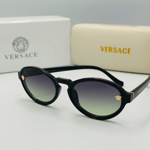 VERSACE მზის სათვალე 2451