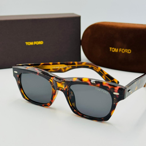 TOM FORD მზის სათვალე 2416