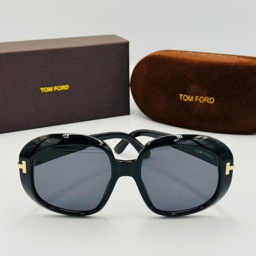 TOM FORD მზის სათვალე 2446