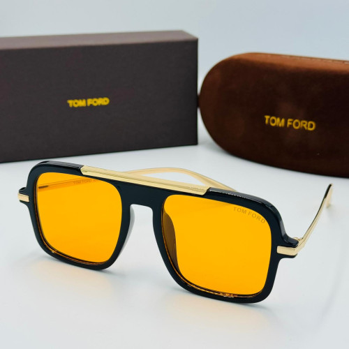 TOM FORD მზის სათვალე 2406