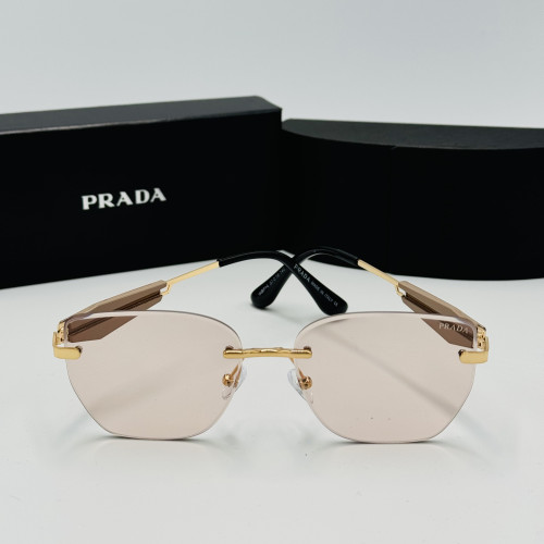 PRADA მზის სათვალე 2128